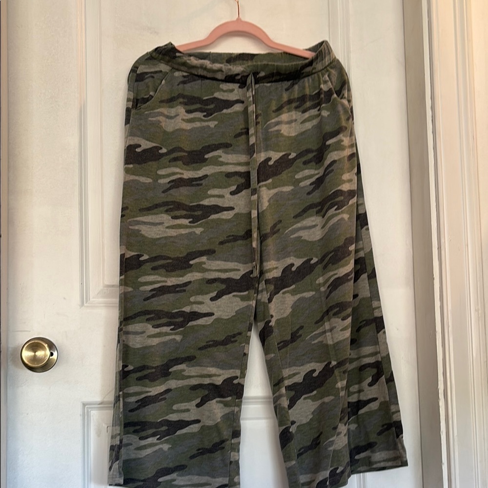 Camouflage Print Pants large- Jenny Boston Boutique